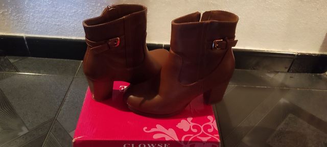 🛑🛑🛑Botas 2 pares del 36