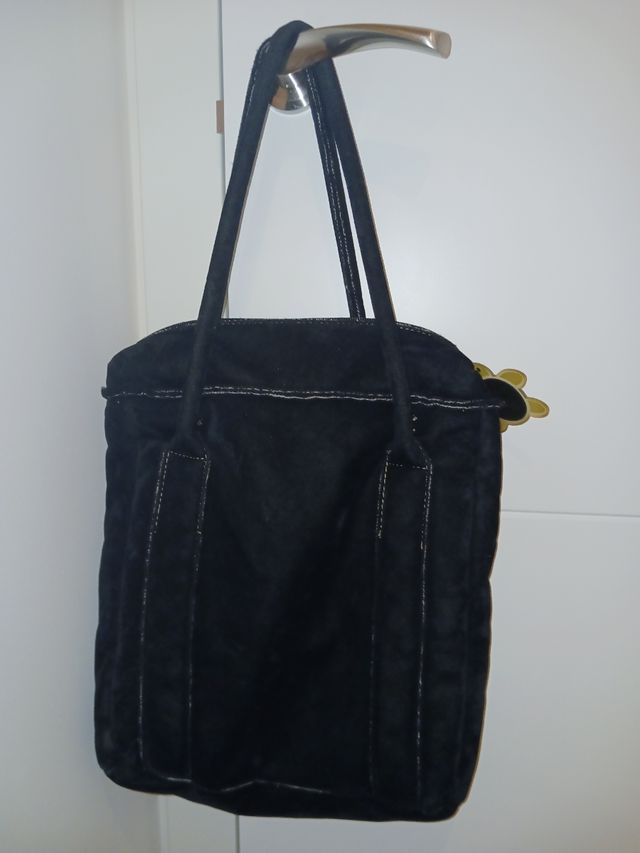 BOLSO NEGRO ATERCIOPELADO