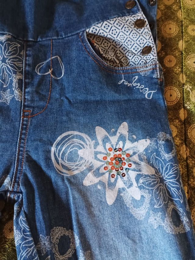 Peto de la tienda Desigual