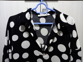 Blusa lunares