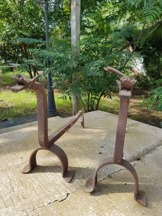 Pareja de Morrillos de Hierro forjado San Jorge