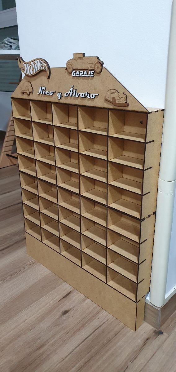 Garagem com exposição de carros Hot Wheels personalizável