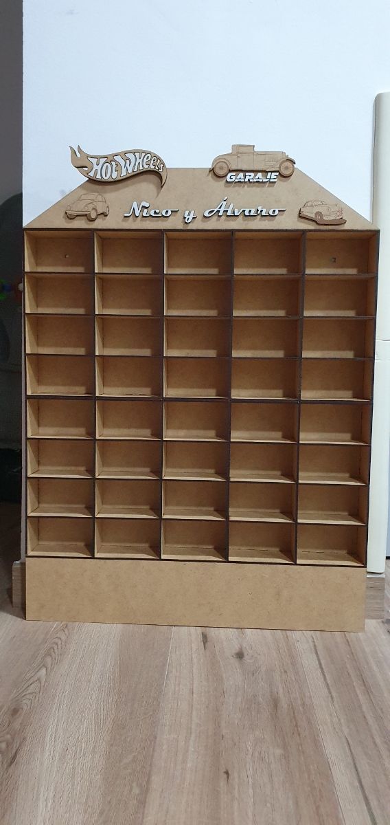 Espositore per auto Hot Wheels personalizzabile