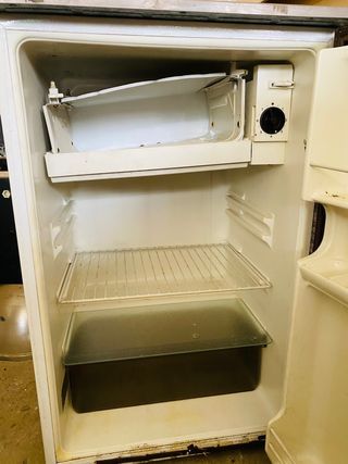 Nevera pequeña Zanussi