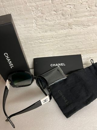 GAFAS SOL CHANEL MONTURA NEGRA