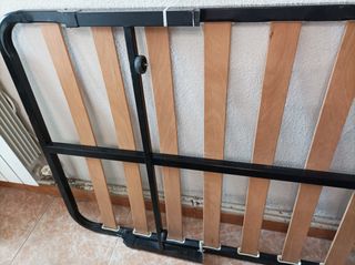Cama de 90 con patas abatibles