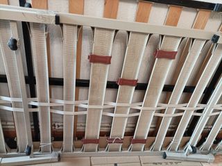 Cama de 90 con patas abatibles