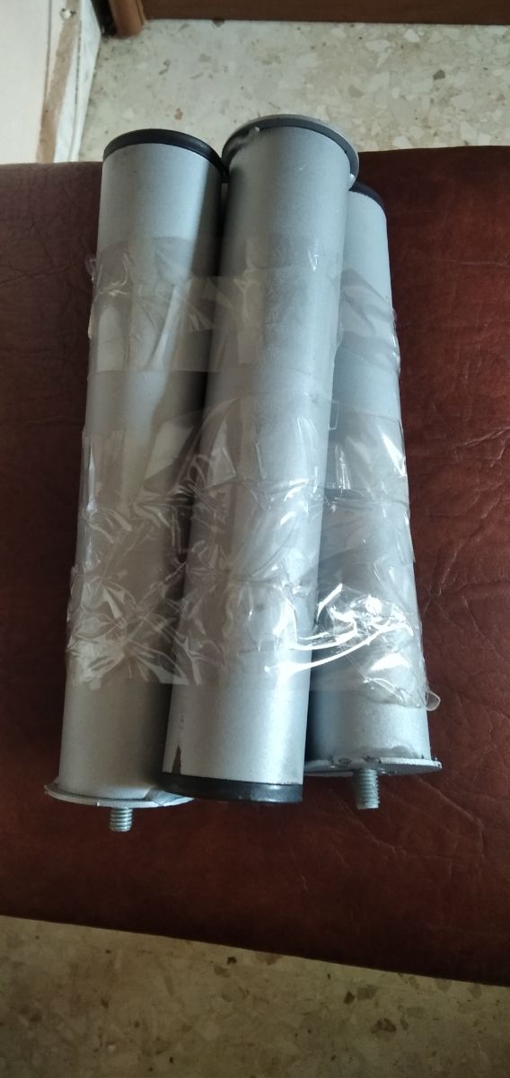 Juego patas sumier redondas 26cm.