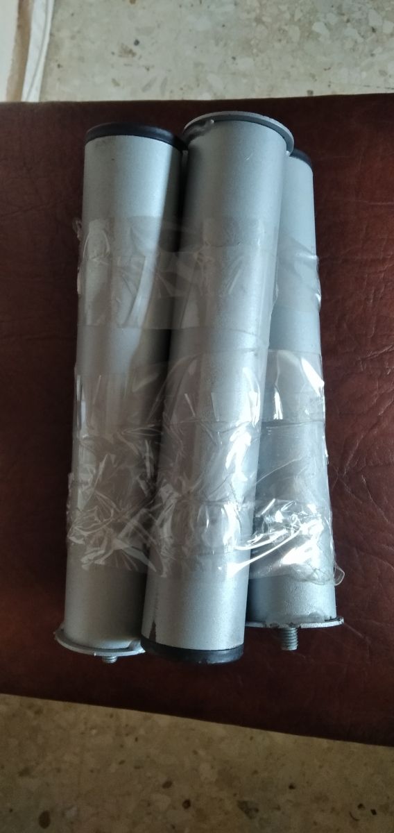 Juego patas sumier redondas 26cm.