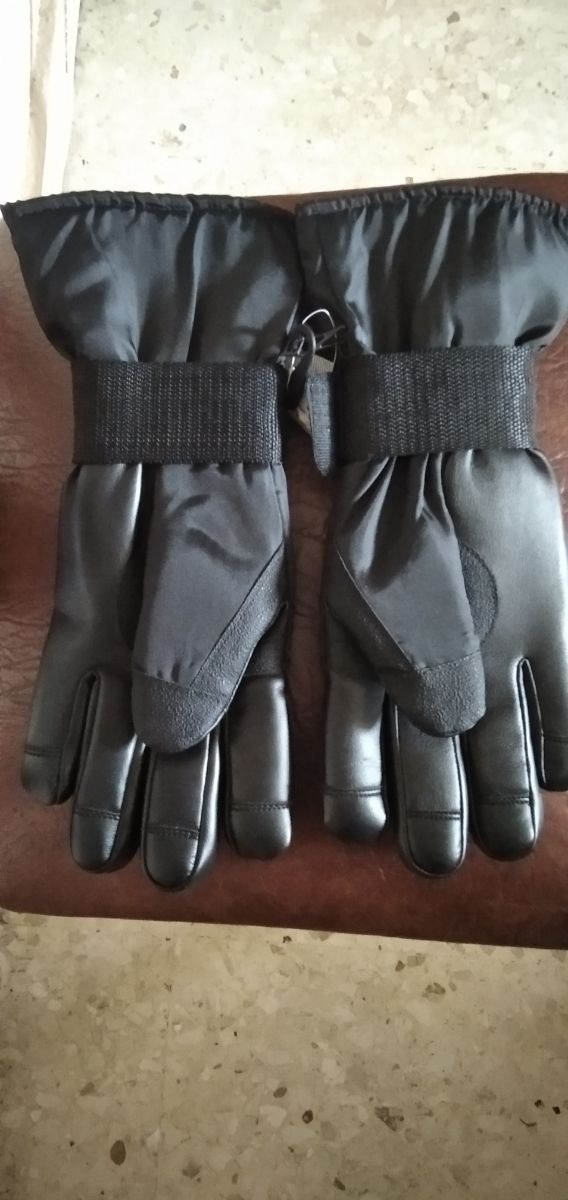 Guantes hombre de invierno.