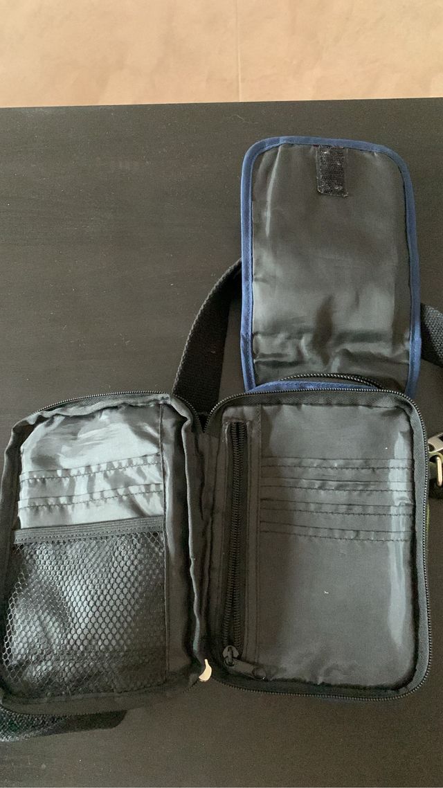 Bandolera Diesel azul