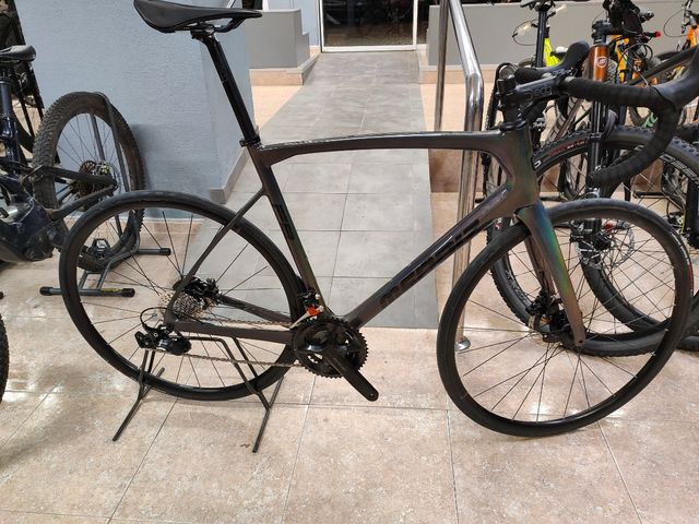 Mendiz f8 carbono