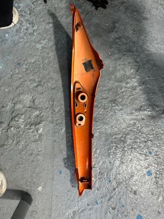 TAPA ASIENTO IZQ KAWASAKI 650 ER6 N