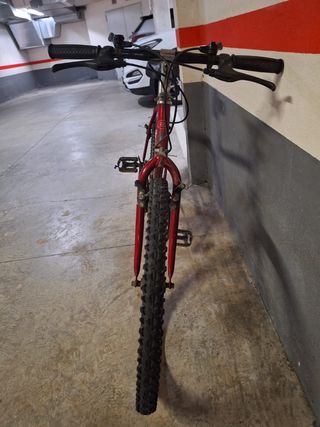 Bicicleta de montaña BH Missouri 