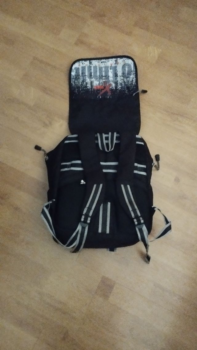 Mochila con ruedas,regalo la de Marvel