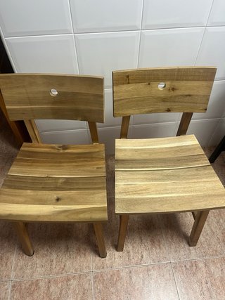 Mesa extensible mas dos sillas