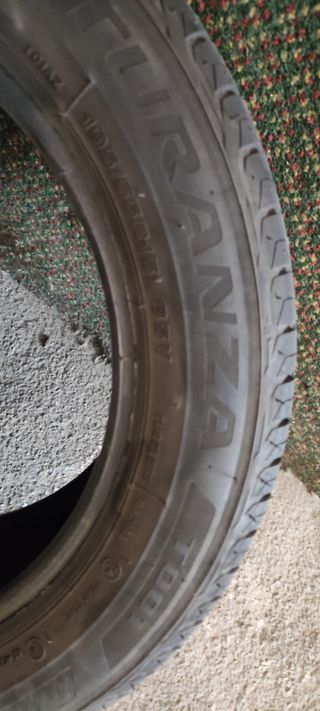 NEUMÁTICO BRIDGESTONE TURANZA T001