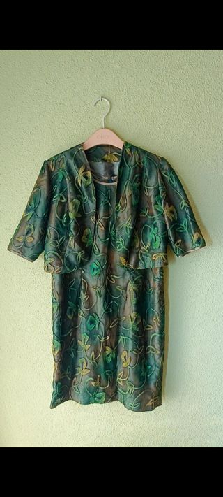 Traje vestido verde 