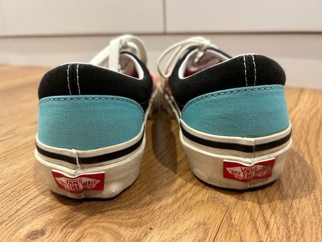 Zapatillas Vans. Talla 36,5