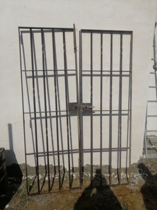 Puertas de hierro