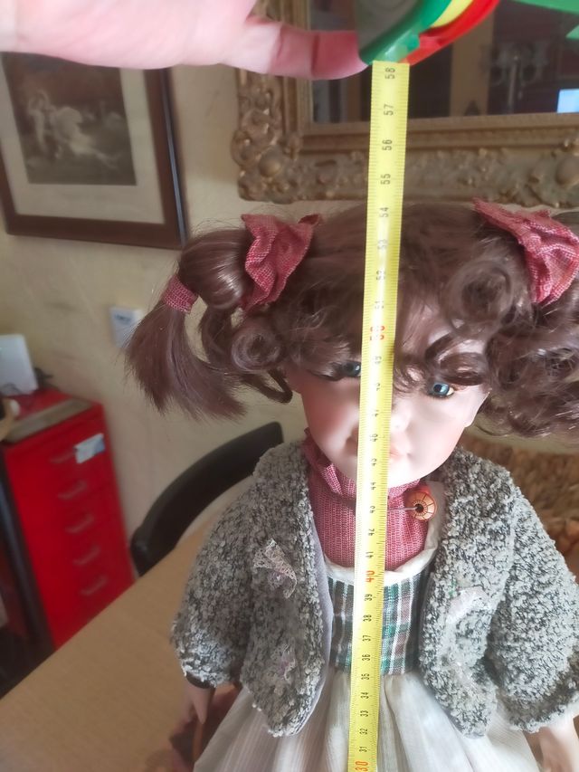 Muñeca Annie. 55 cm.