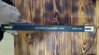 Nuevos Vengadores Fuga Marvel Deluxe