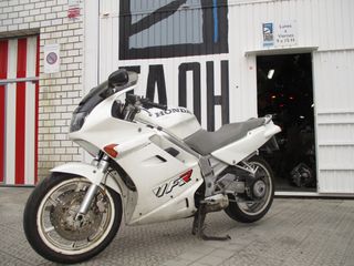 Honda VFR 750 F del 92, por piezas