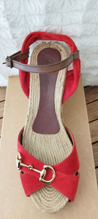 Cuña esparto rojo y oro