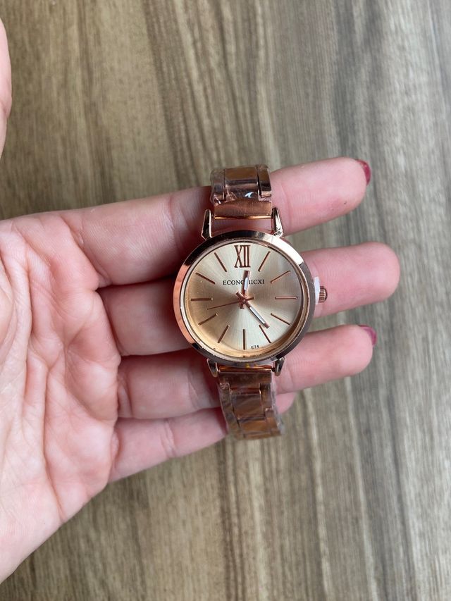 Reloj de cuarzo Nuevo y precintado