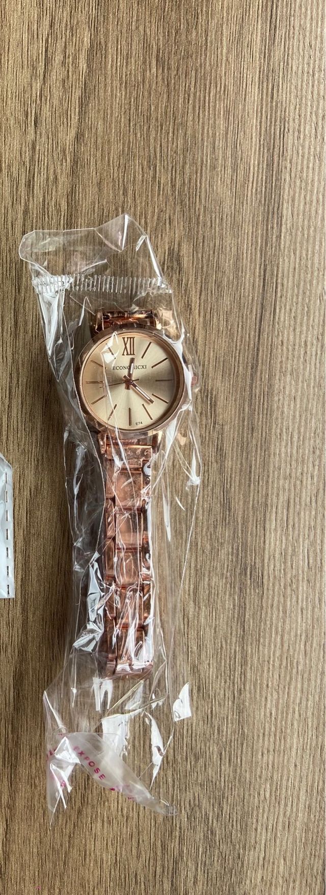 Reloj de cuarzo Nuevo y precintado