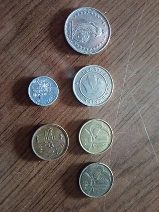 Vendo monedas antiguas tengo más aparte de la foto
