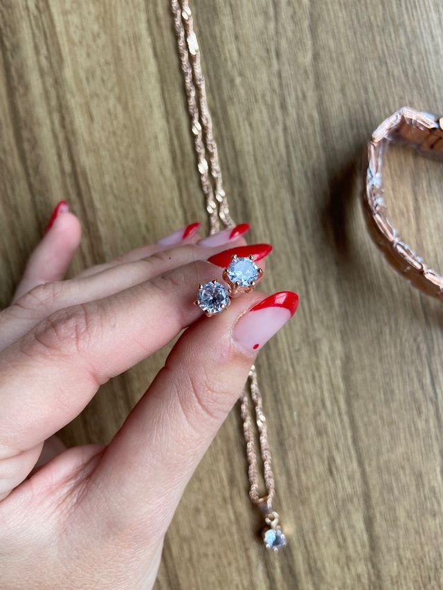 Conjunto de joyas nuevo y precintado