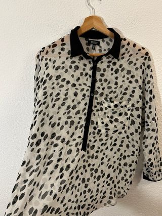 BLUSA A LUNARES (Breshka)