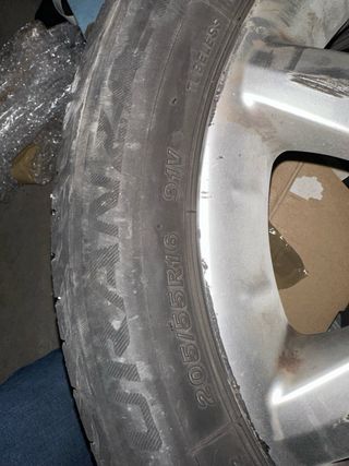 llanta con neumatico