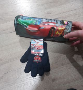 Astuccio più guanti Cars nuovi