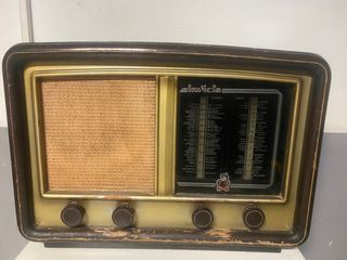 Radio antigua años 40