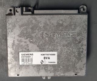 ECU centralita motor Renault Safrane 2.2  SIEMENS