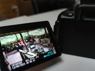 Camara de fotos Nikon DSRL D5500 con accesorios