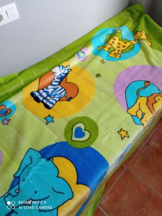 Manta cama  infantil nueva sin estrenar