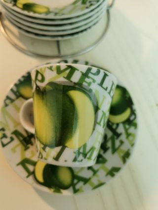 Juego café en soporte