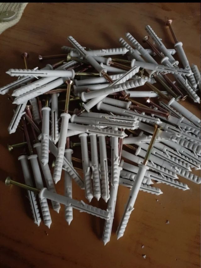 Lote tornillos premontados