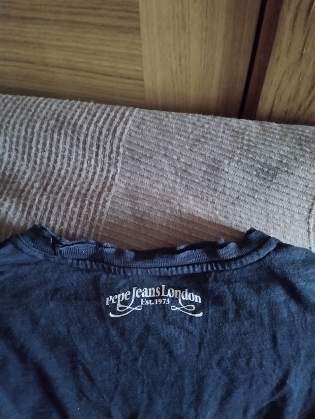 Camiseta azul marino