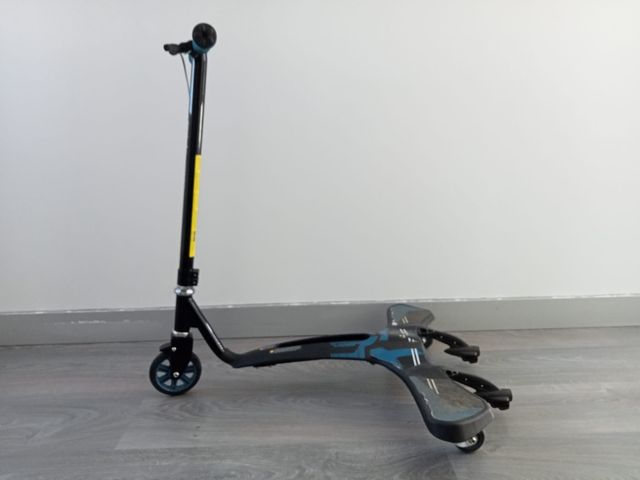 Patinete especial de 3 ruedas Imaginarium.