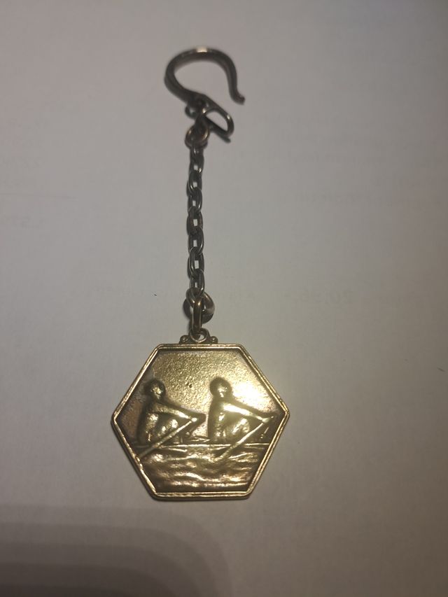 Llavero Antiguo "Remo"