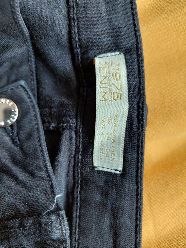 Pantalón negro skinny Zara