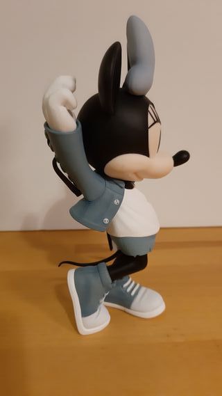 Figuras de colección de Mickey Mouse y Minnie