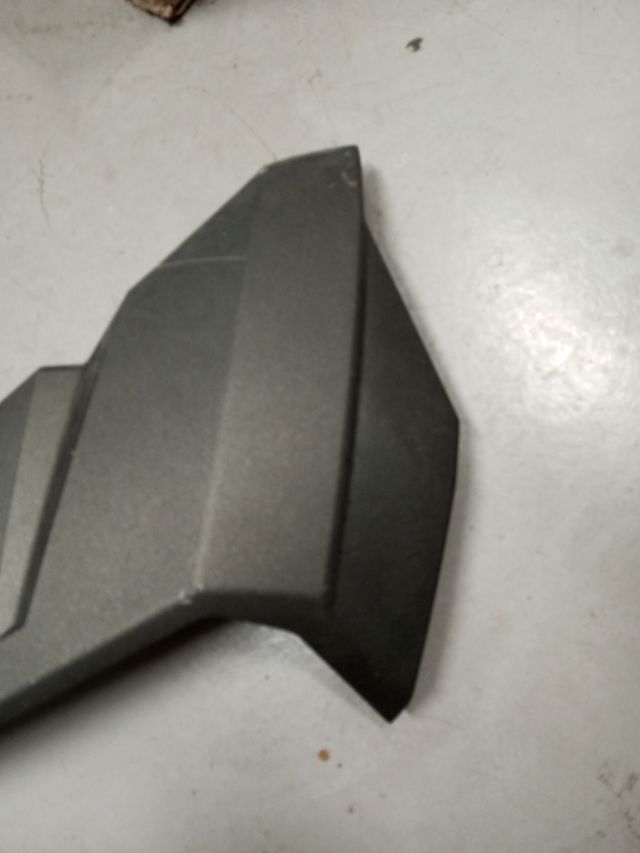 KYMCO DTX bajó quilla izquierda