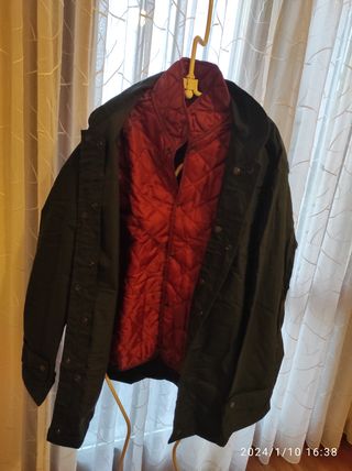 Giaccone con smanicato interno