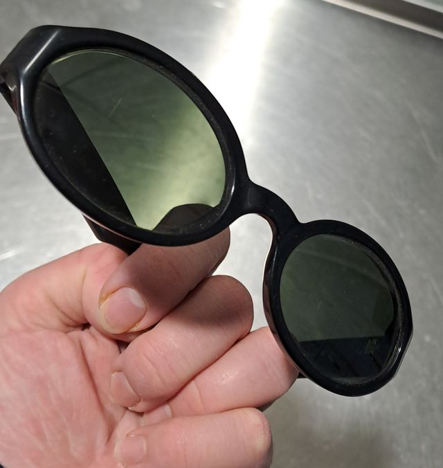 Occhiali da sole uomo neri Byblos