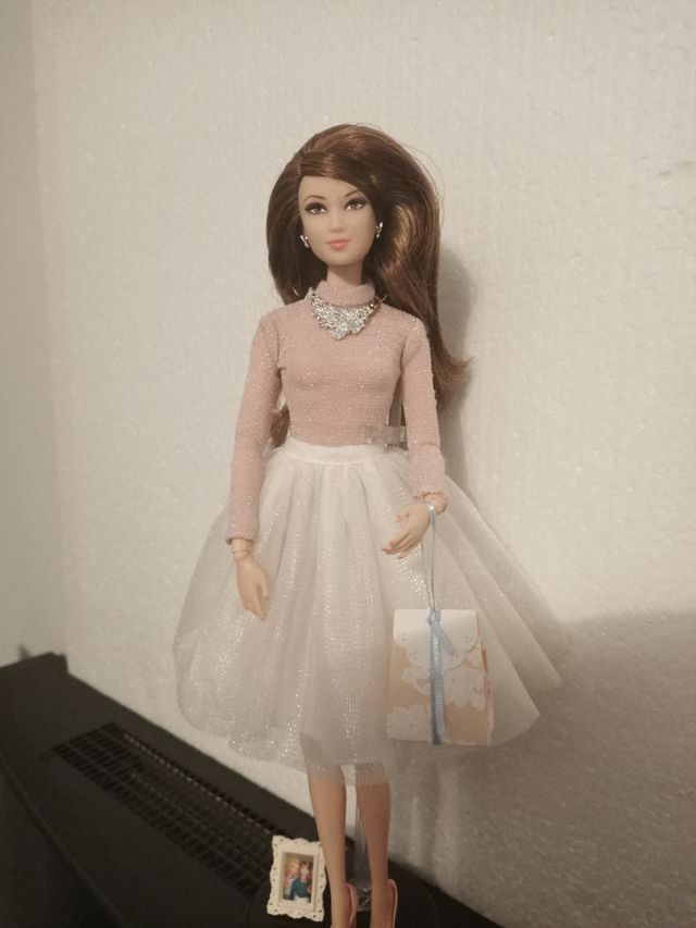 Barbie collector the look glam party